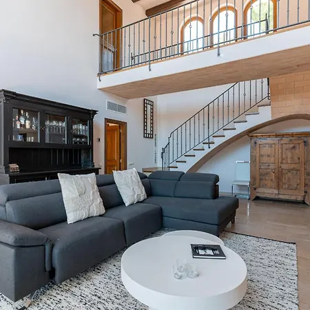 La Isla فيلة بيغور